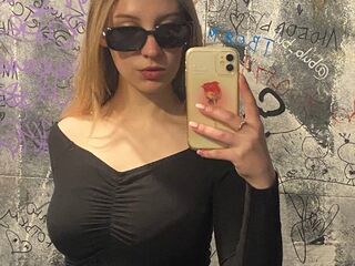 OttilieGreenwood's Cam live sex show Profile Image